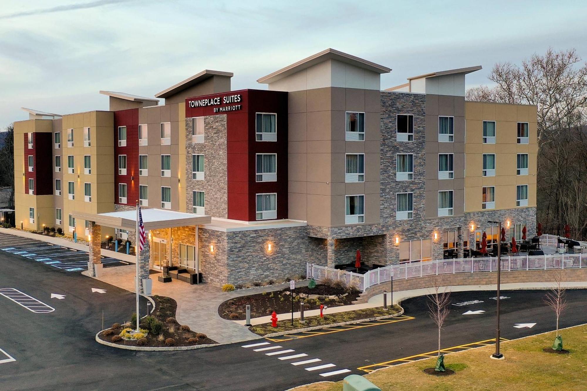 Towneplace Suites By Marriott Clinton Buitenkant foto